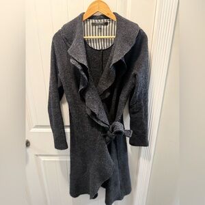 Coupé Collection 100% Wool Wrap Coat – Women’s Medium